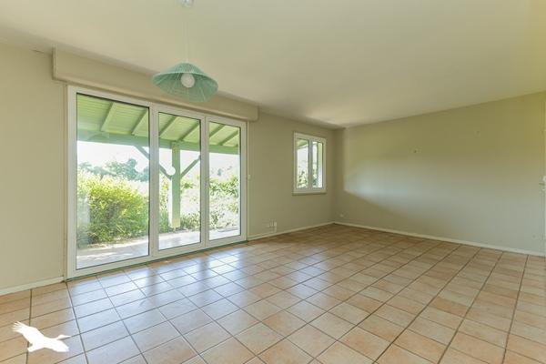 Maison à vendre 210 400 € Lacommande 5 p 95 m² DPE C