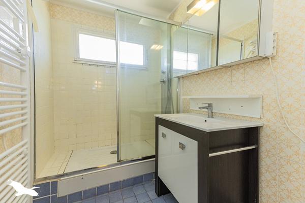 Maison à vendre 210 400 € Lacommande 5 p 95 m² DPE C