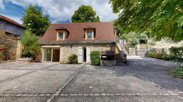 Maison ancienne - Saint-cyprien Ensemble de deux maisons anciennes avec vue