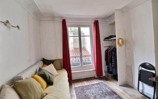Appartement à vendre    2 pièces • 47 m2 Clichy
