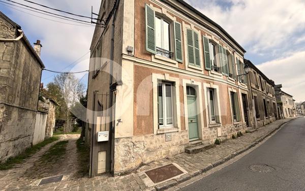 Maison à vendre    4 pièces • 162 m2 Villers-Cotterêts