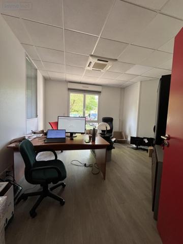 Bureaux à vendre à Laon dans l'Aisne (02000), ref : 02002-327