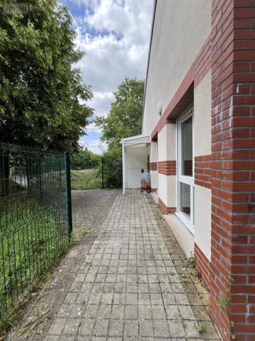 Bureaux à vendre à Laon dans l'Aisne (02000), ref : 02002-327