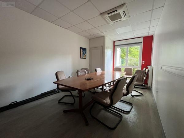Bureaux à vendre à Laon dans l'Aisne (02000), ref : 02002-327