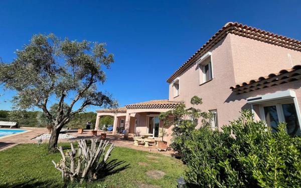 Maison à vendre    5 pièces • 158 m2 La Cadière-d'Azur
