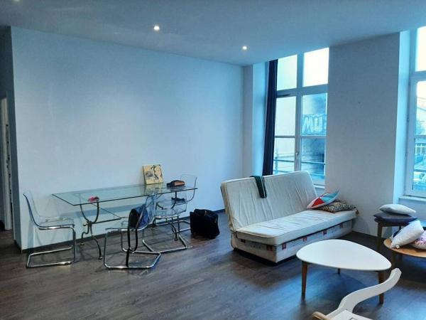 GRAND F3 EN CENTRE VILLE