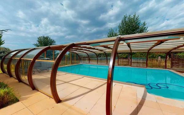 Maison à vendre    8 pièces •  Nègrepelisse