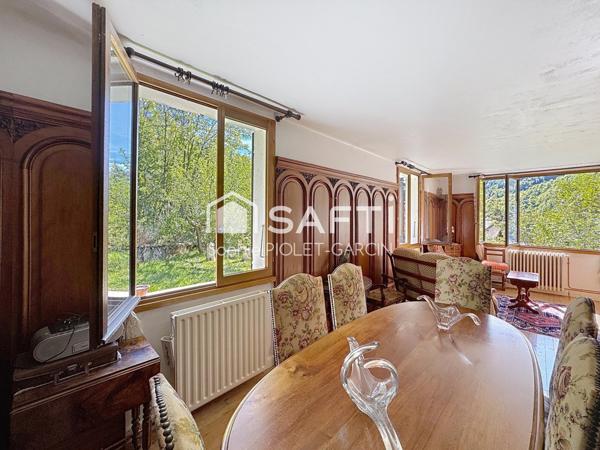 Grande maison Vallouise-Pelvoux avec jardins et garage expo Sud