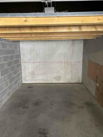 Venelles (13770) Garage / Box 16m2