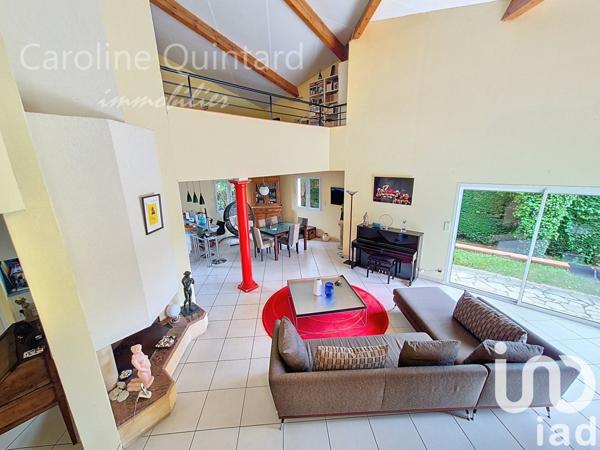 Maison à vendre 6 pièces 196 m² Cugnaux