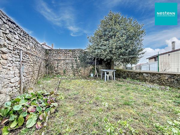 Maison de village Rozier Côtes d'Aurec 100 m² - 3 pièces avec grand garage et jardin