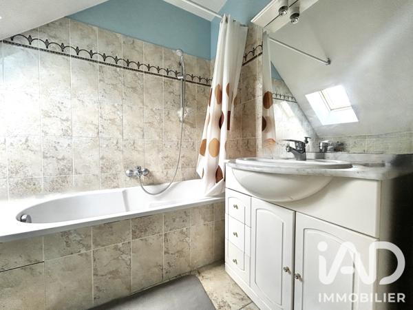 Maison à vendre 9 pièces 140 m² Moret-Loing-et-Orvanne