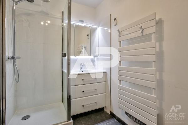 Appartement Rueil Malmaison 4 pièce(s) 95 m2 515 000 € **  - Référence  20052