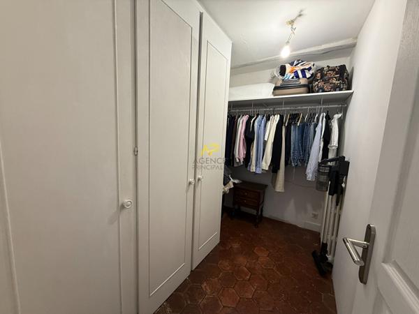 MAISON HYPER CENTRE VILLE 200 000 € **  - Référence  2049