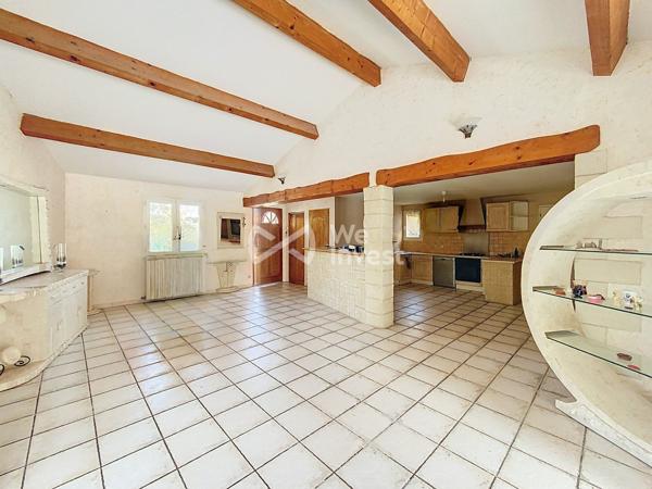 Villa de plain pied avec piscine