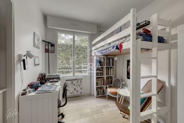 Meudon Bellevue - Appartement 4 pièces de 100,81 m² avec jardin privatif de 100 m² - DPE C