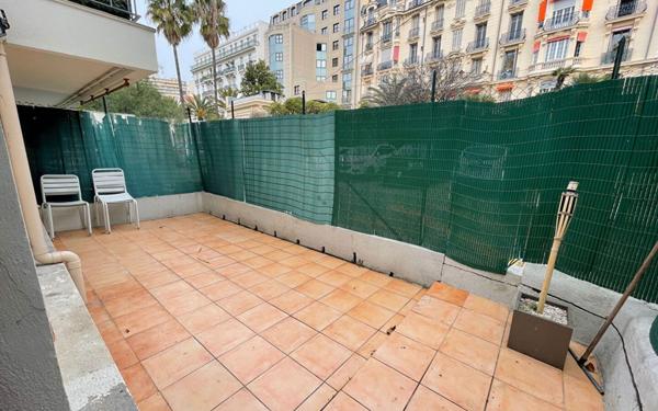 Appartement à louer    2 pièces • 33,34 m2 Nice