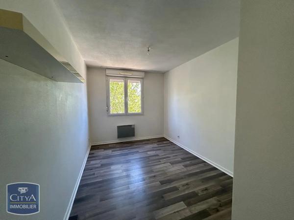 Appartement à louer 4 pièces 74.85m² Roanne (42300)
