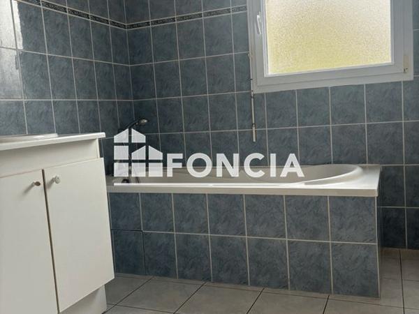 Location Maison 4 pièces 104.6 m² - 4 IMPASSE DES COURBES Sable Sur Sarthe 72300