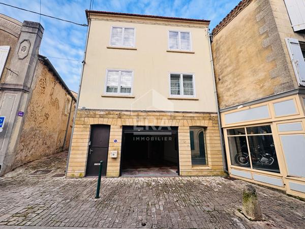 Maison à vendre à Bourg 141m2 - Référence 2975