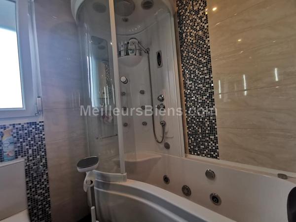 Maison 3 chambres - Garage - Terrasse - Jardin - espace ouvert - 118 m2