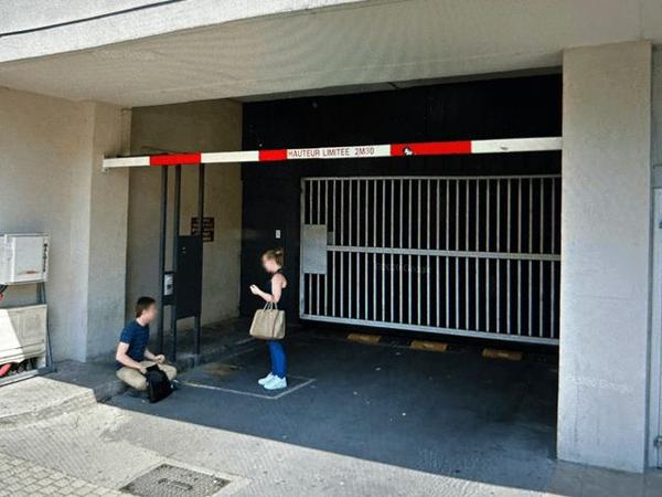 Parking à Valence RUE DU PARC 26000 à louer