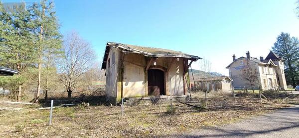 Achat - Garage et parking Brouvelieures 88600 70 m 2 900 m 2