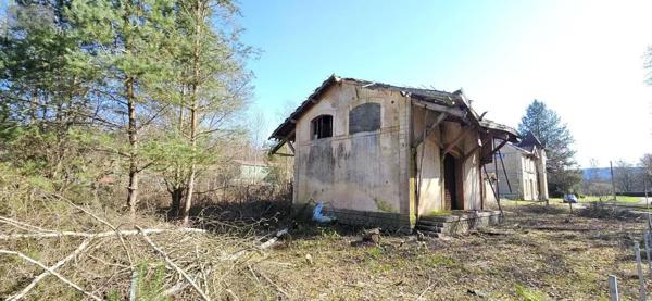 Achat - Garage et parking Brouvelieures 88600 70 m 2 900 m 2