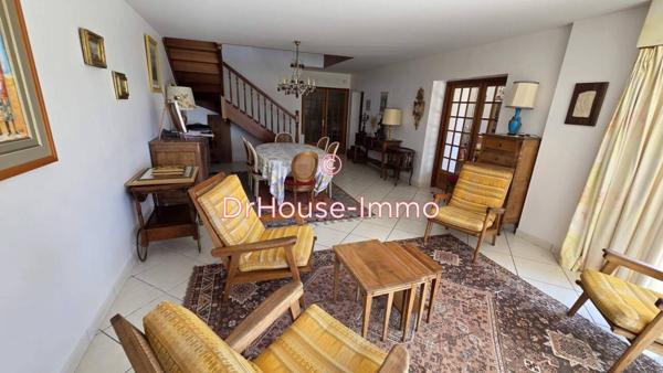 Maison à vendre 10 pièces de 233 m²