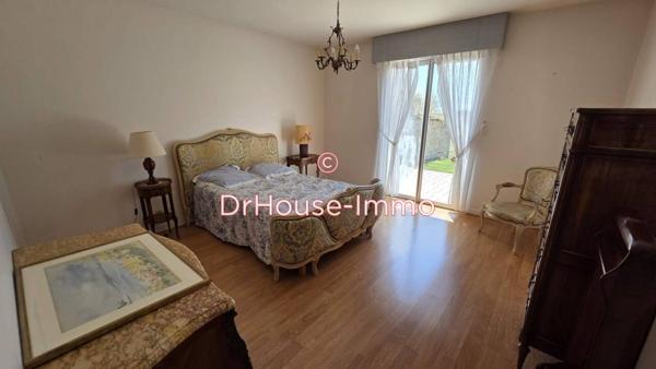 Maison à vendre 10 pièces de 233 m²