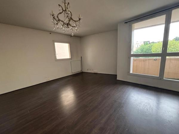 Appartement à vendre 2 pièces CRETEIL (94), proche métro et centre commercial