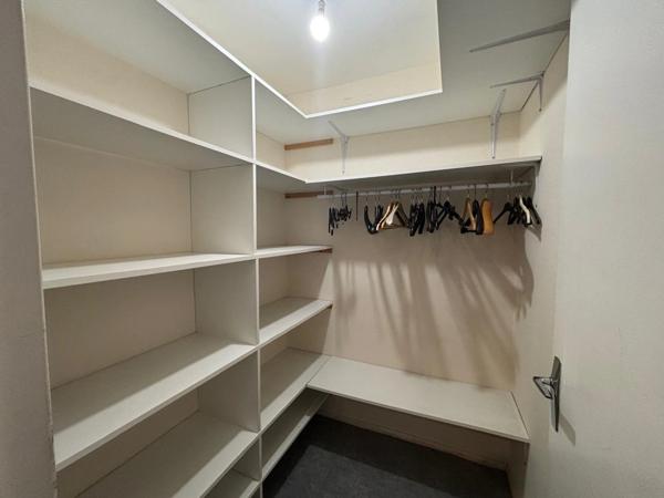 Appartement à vendre 2 pièces CRETEIL (94), proche métro et centre commercial