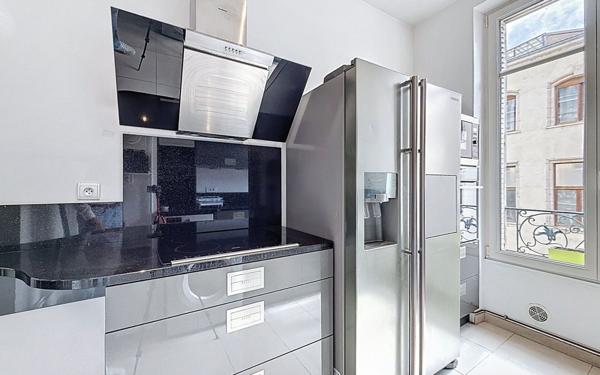 Appartement à louer    4 pièces • 100 m2 Nancy