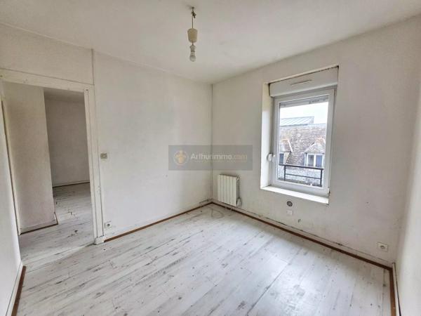 Vente                                                      Appartement
                        
                     1 pièces                      27 m2                     à Brest