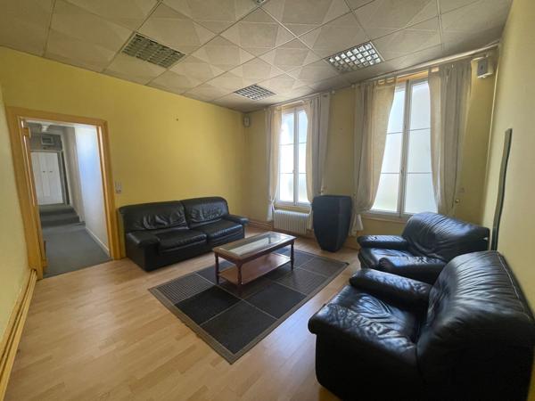 Bureaux à vendre à VERNEUIL D'AVRE ET D'ITON 27130