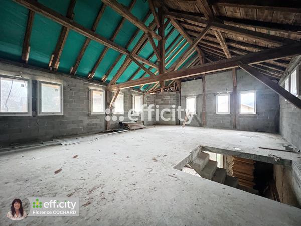 Maison 2 pièces - 180 m²