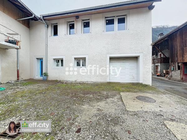 Maison 2 pièces - 180 m²