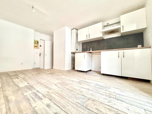 Appartement Fontenay Sous Bois 1 pièce 17.53 m2