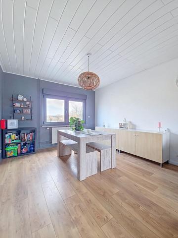 Maison mitoyenne quartier dynamique