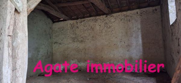 ANCIEN CORPS DE FERME A RENOVER PROCHE LANGON