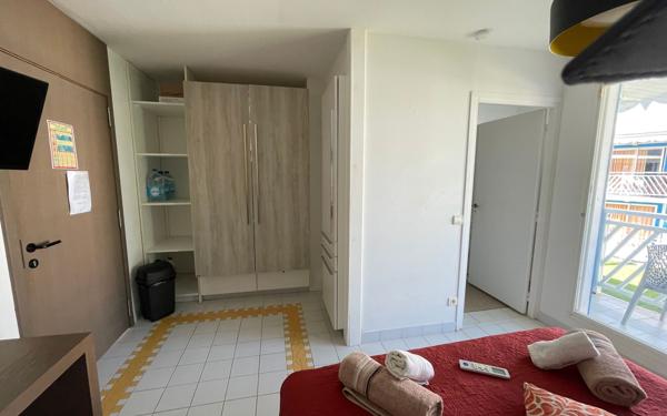 Appartement à vendre    1 pièce • 19,80 m2 Saint-François