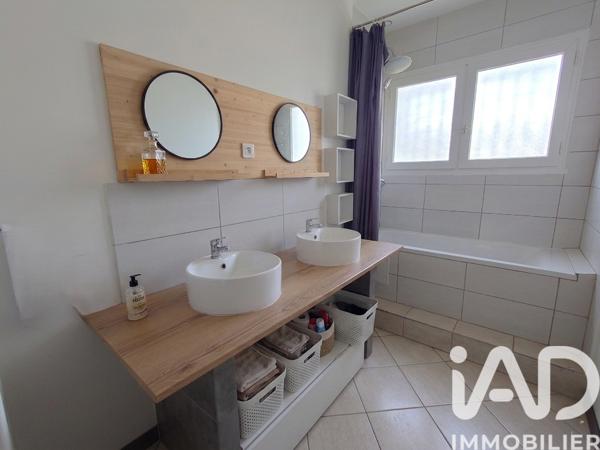 Maison à vendre 4 pièces 93,77 m² Saint-Junien