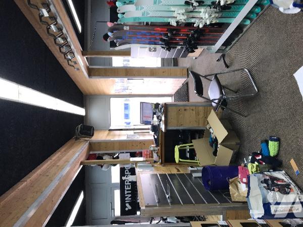 Local commercial de 101 m² loué, au pied de la station de ski de PIAU-ENGALY à ARAGNOUET 65170.