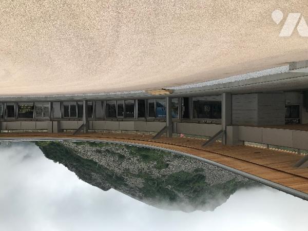 Local commercial de 101 m² loué, au pied de la station de ski de PIAU-ENGALY à ARAGNOUET 65170.