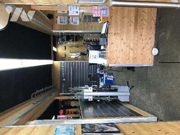 Local commercial de 101 m² loué, au pied de la station de ski de PIAU-ENGALY à ARAGNOUET 65170.