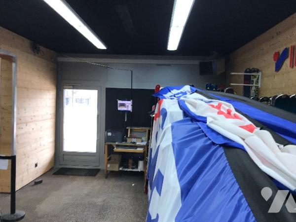 Local commercial de 101 m² loué, au pied de la station de ski de PIAU-ENGALY à ARAGNOUET 65170.