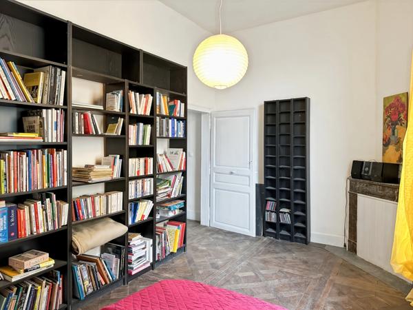 Maison à vendre 10 pièces MIRANDE (32) - 222 m2 avec jardin