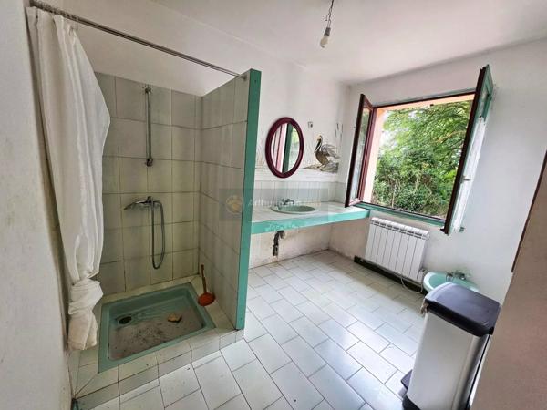 Vente                                                      Maison
                        
                     5 pièces                      88 m2                     à Brest