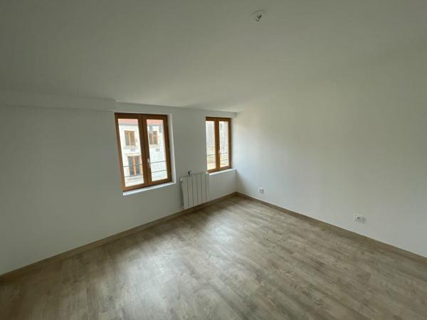 Appartement à louer    2 pièces •  Bar-le-Duc