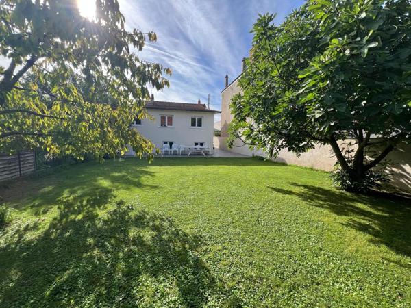 HOUILLES BLANCHES 670 800 € - Référence  1005